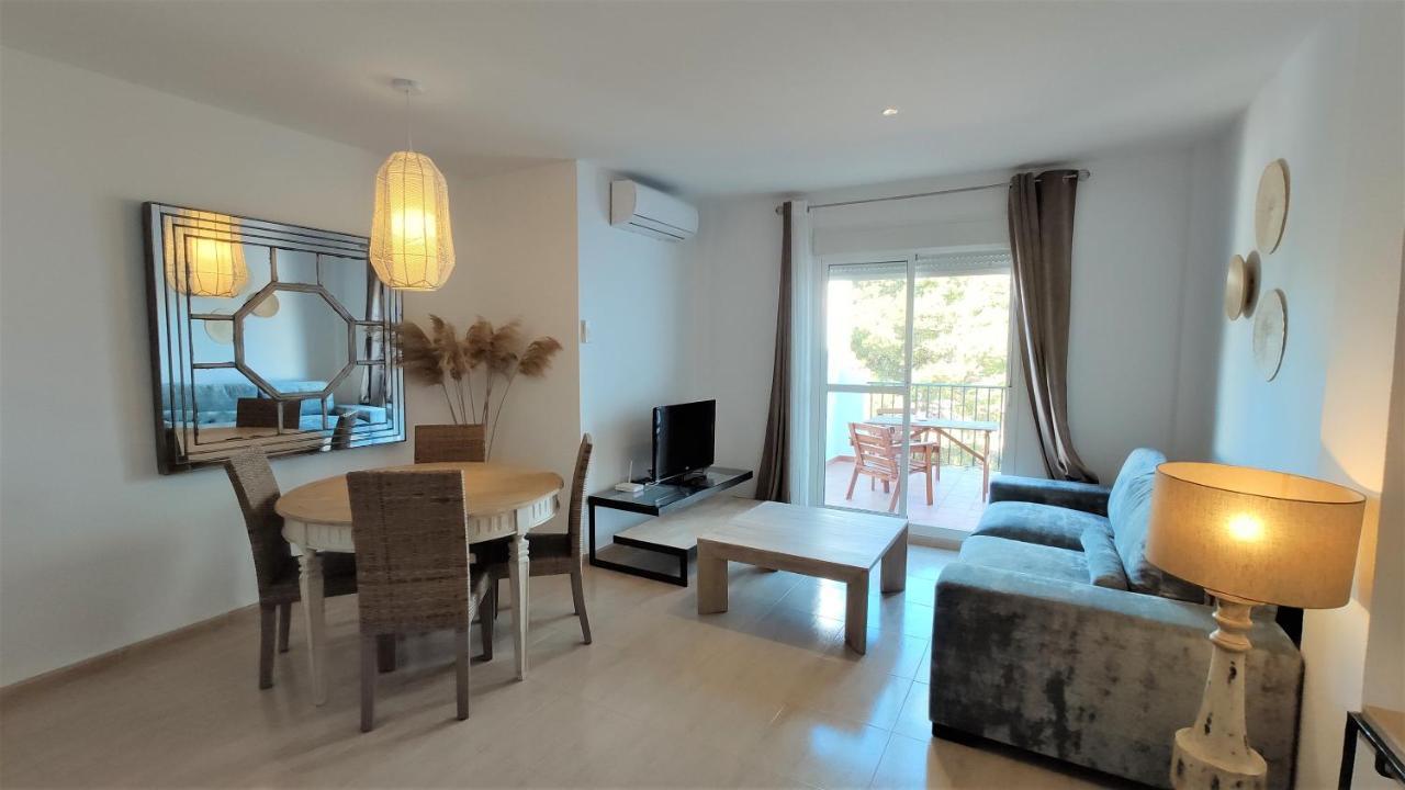شقة La Rotonda Penthouse كونيل ذي لا فرونتيرا المظهر الخارجي الصورة